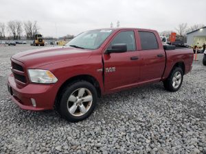 RAM 1500 ST 5.7L 8 2015