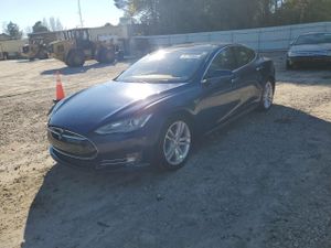 Tesla Model S 85D 2015
