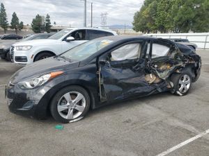 Hyundai Elantra GLS 1.8L 4 2013