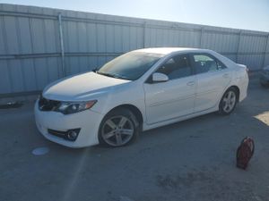 Toyota Camry BASE 2.5L 4 2012