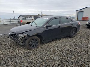 Toyota Camry BASE 2.5L 4 2011