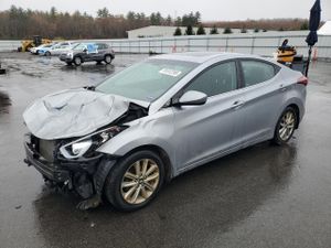Hyundai Elantra SE 1.8L 4 2015