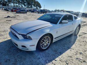 Ford Mustang 3.7L 6 2014