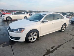 Volkswagen Passat SE 2.5L 5 2013