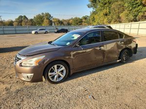 Nissan Altima 2.5 2.5L 4 2015