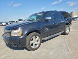 Chevrolet Suburban C1500 LT 5.3L 8 2011