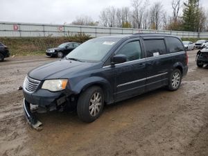 Chrysler Town & Country TOURING 3.6L 6 2013