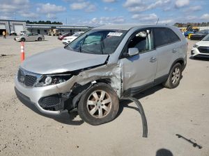 Kia Sorento LX 2.4L 4 2013