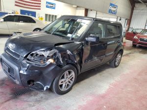 Kia Soul + 2.0L 4 2011
