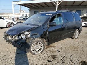 Toyota Sienna XLE 3.5L 6 2010