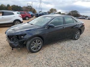 Toyota Camry LE 2.5L 4 2015