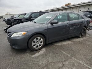 Toyota Camry BASE 2.5L 4 2011