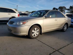 Toyota Camry LE 2.4L 4 2004