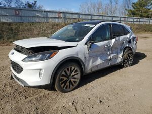 Ford Escape SEL 2.0L 4 2020