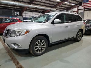 Nissan Pathfinder S 3.5L 6 2013