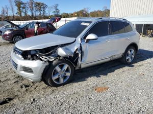 Volkswagen Touareg V6 TDI 3.0L 6 2014