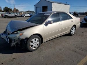 Toyota Camry LE 2.4L 4 2005