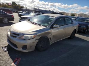 Toyota Corolla BASE 1.8L 4 2011