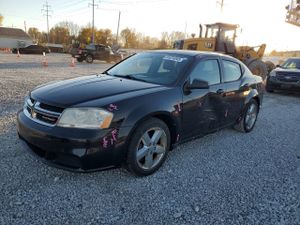 Dodge Avenger SE 2.4L 4 2013