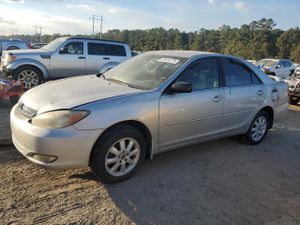 Toyota Camry LE 2.4L 4 2004