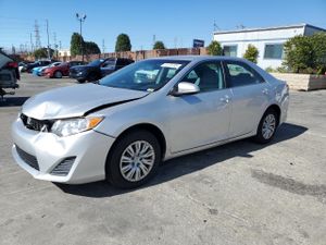 Toyota Camry BASE 2.5L 4 2012