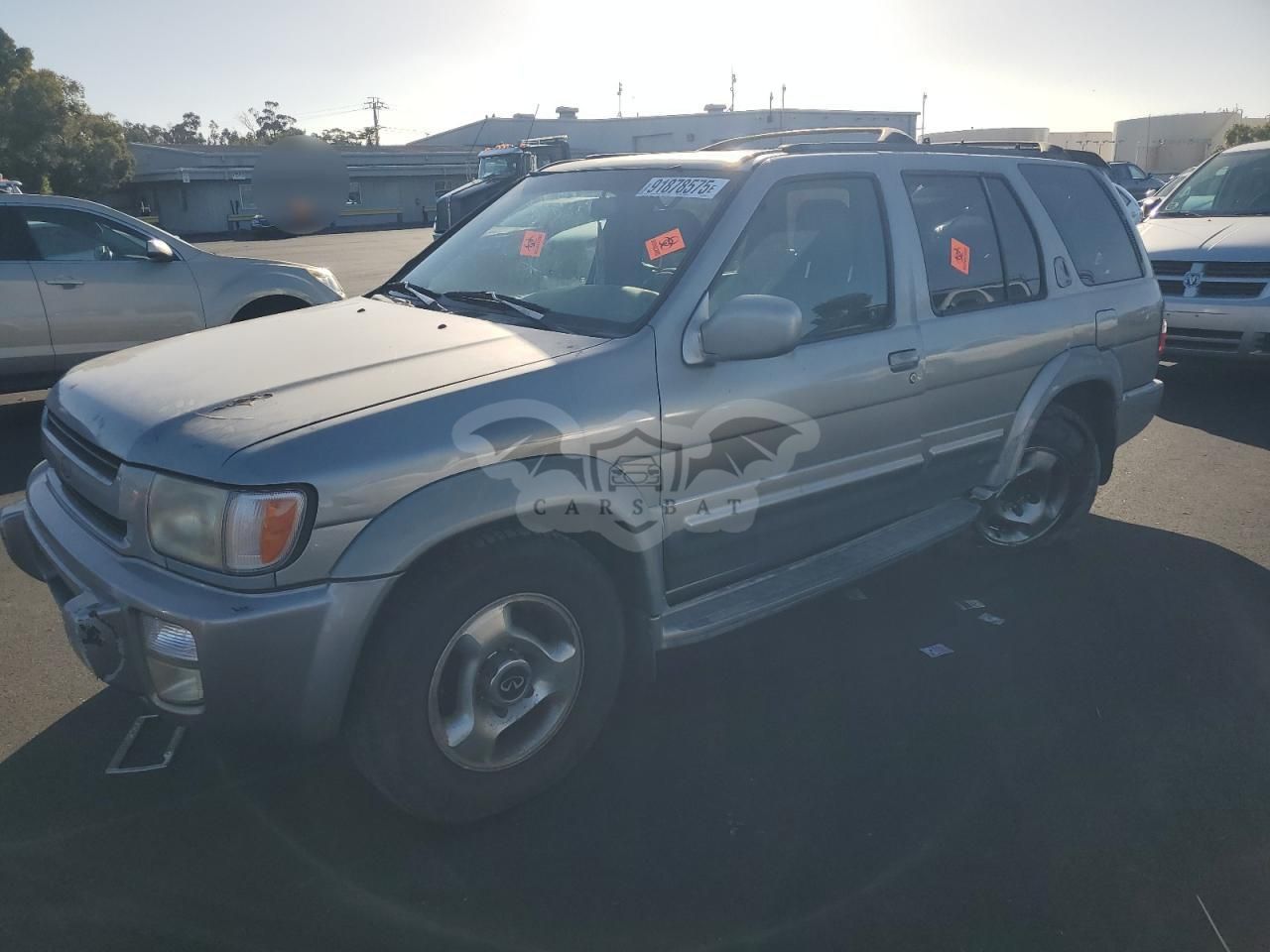 Infiniti QX4 3.3L 6 1999