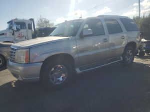 Cadillac Escalade LUXURY 6.0L 8 2004