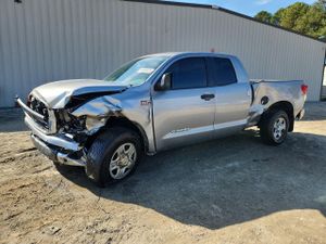 Toyota Tundra DOUBLE CAB SR5 5.7L 8 2013