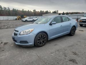 Chevrolet Malibu 1LT 2.5L 4 2013
