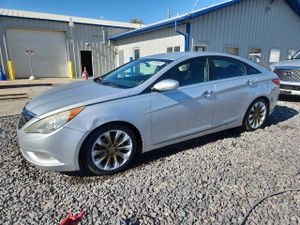 Hyundai Sonata SE 2.4L 4 2011