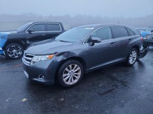Toyota Venza LE 2.7L 4 2015