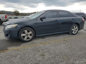 Toyota Camry BASE 2.5L 4 2011