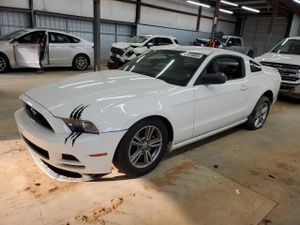 Ford Mustang 3.7L 6 2013