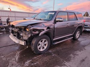 Toyota 4Runner SR5 4.0L 6 2013