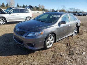 Toyota Camry BASE 2.5L 4 2010