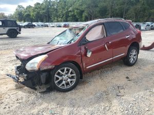 Nissan Rogue S 2.5L 4 2013