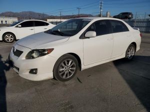 Toyota Corolla BASE 1.8L 4 2010