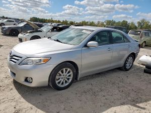 Toyota Camry BASE 2.5L 4 2010