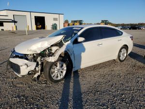 Toyota Avalon XLE 3.5L 6 2015