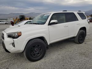 Toyota 4Runner SR5 4.0L 6 2014