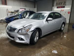 Infiniti G37 3.7L 6 2013
