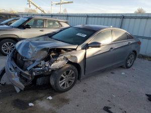 Hyundai Sonata GLS 2.4L 4 2013
