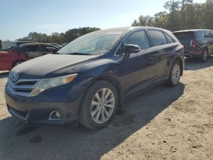 Toyota Venza LE 2.7L 4 2015