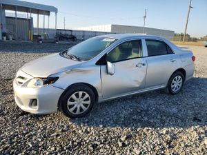 Toyota Corolla BASE 1.8L 4 2013
