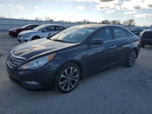 Hyundai Sonata SE 2.0L 4 2013