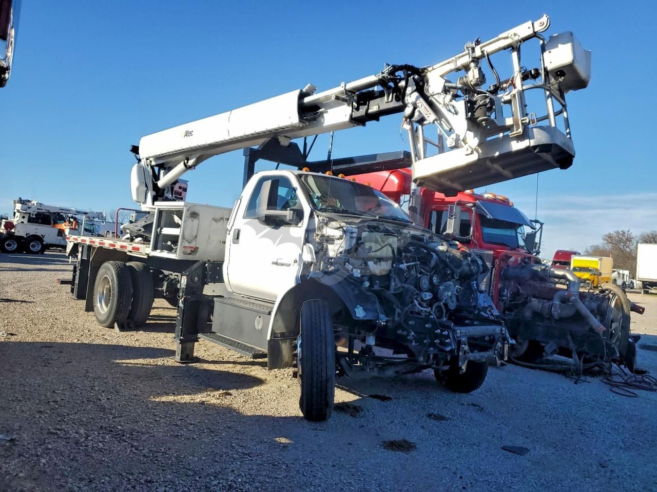 Ford F750 SUPER DUTY 6.7L 8 2022
