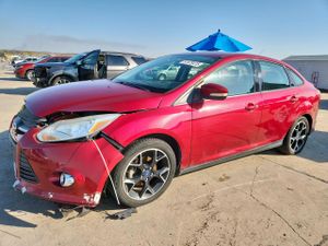 Ford Focus SE 2.0L 4 2013