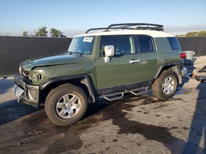 Toyota FJ Cruiser 4.0L 6 2010