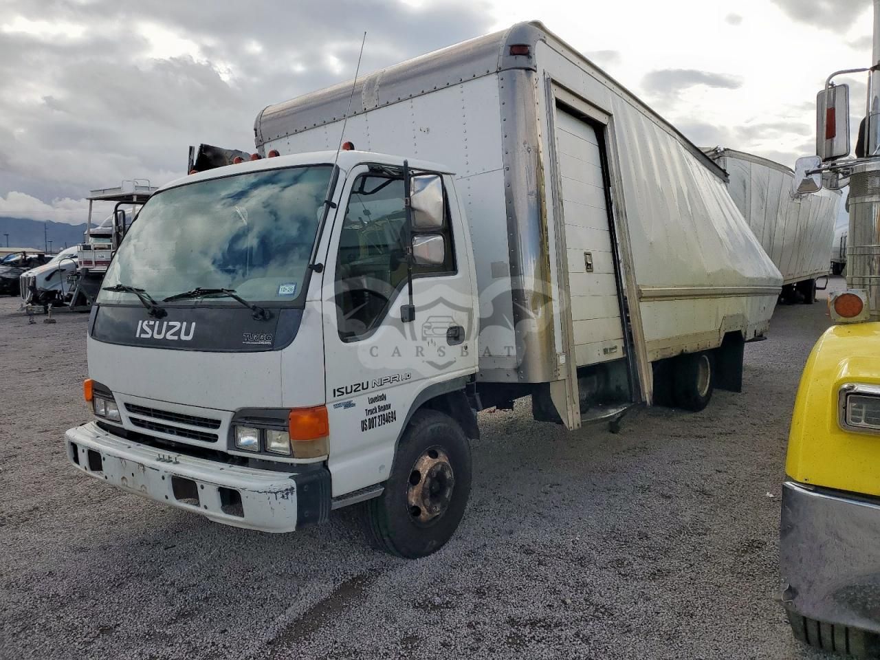 Isuzu NPR 4 2001