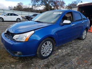 Ford Focus SEL 2.0L 4 2010